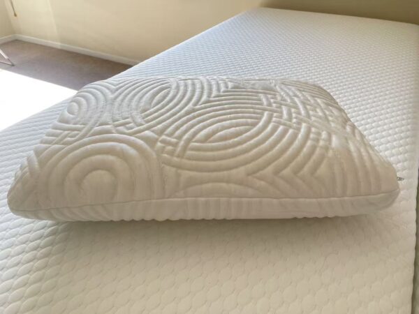 Memory Foam Pillow